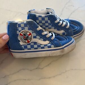 Vans Save the sharks mid blue size 7